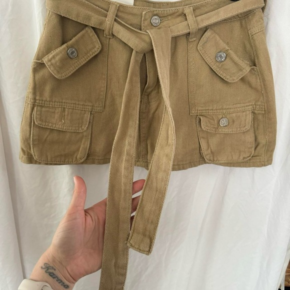NWT CiCi fashion studio- y2k khaki low rise cargo mini skirt- Large - Picture 2 of 7